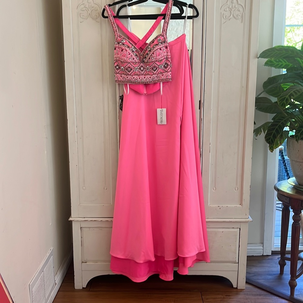 2 Piece Hot Pink Homecoming Winter Formal Prom Dress, nwt size 4